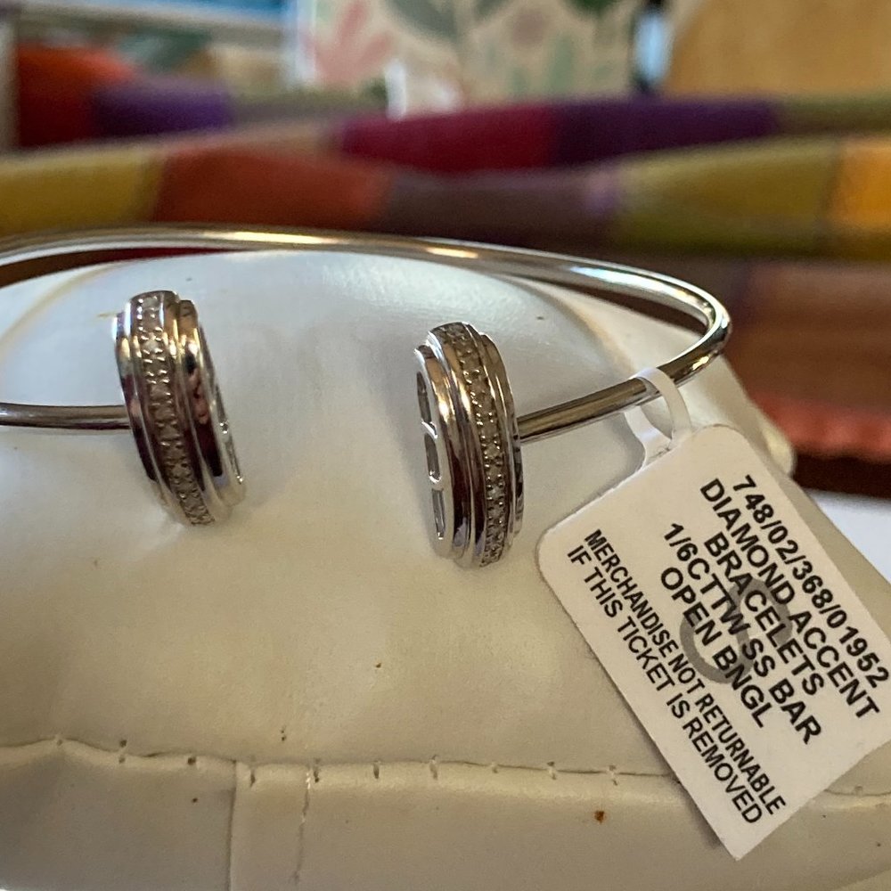 NWT Sterling silver and diamond open bar bracelet